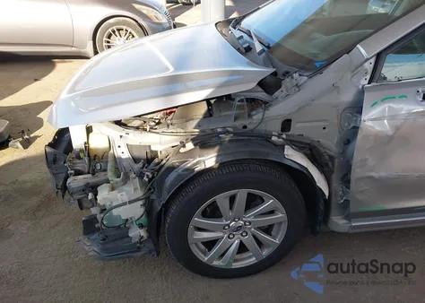 2015 Subaru Impreza 2.0I Premium z USA, uszkodzony, nr VIN JF1GPAC67FH272707